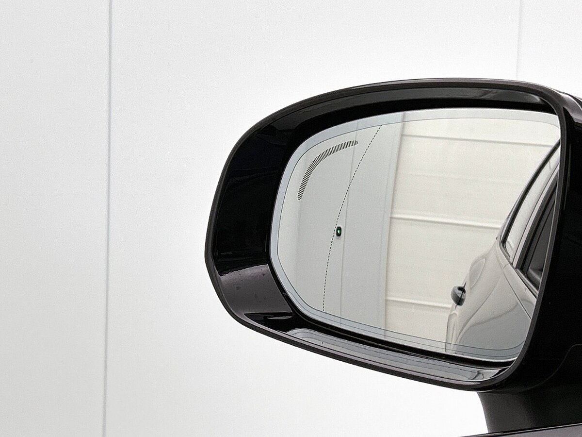 46744793 volvo xc60 2 0 t6 plus dark panorama dak all season trekhaak 47