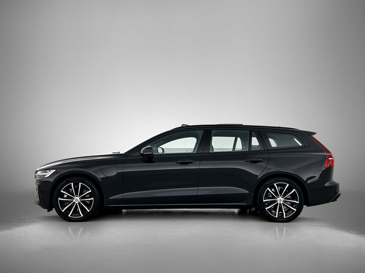 47895954 volvo v60 2 0 t6 black edition panorama dak 360 trekhaak sportled 2 02