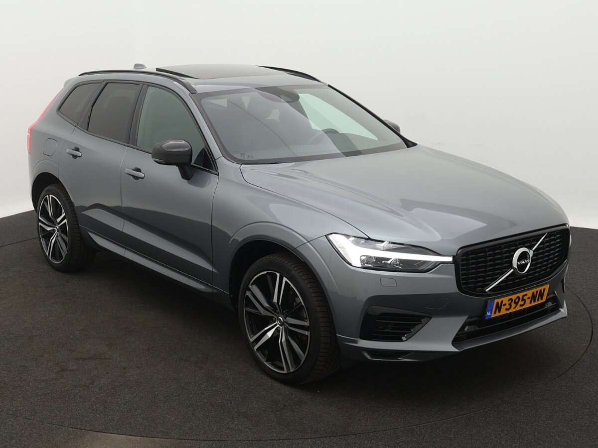 43863335 volvo xc60 2 0 recharge t8 r design 8