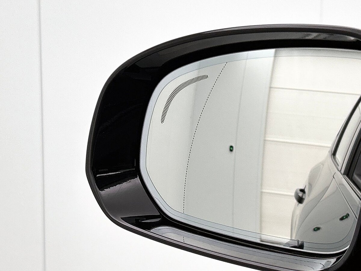 47302628 volvo xc60 2 0 t6 awd plus dark ledere bekleding trekhaak panoramisch 11