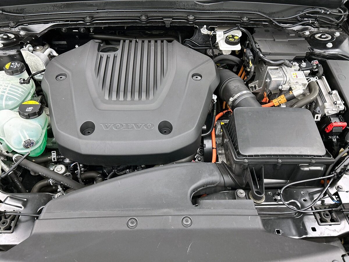 49594695 volvo xc40 1 5 t5 recharge business pro 75