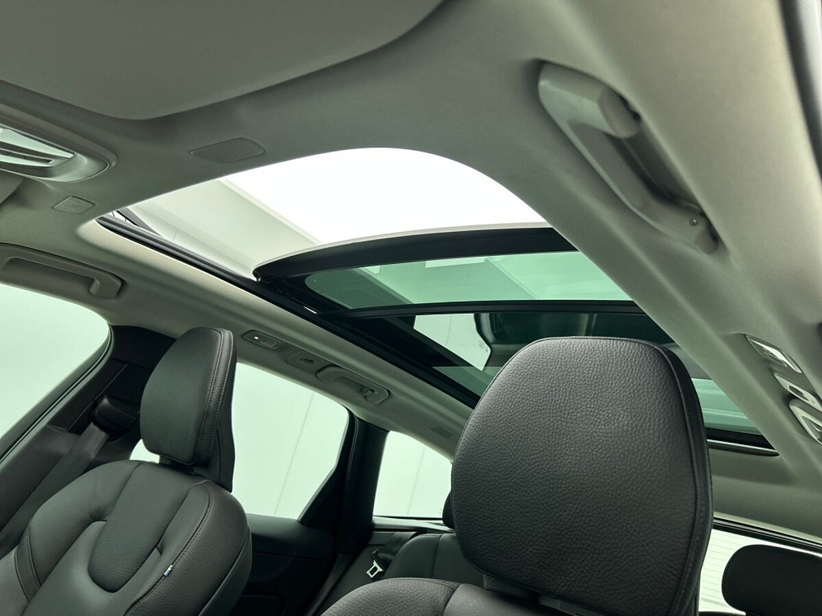 48455626 volvo xc60 2 0 t6 bright pano long range memory seats climate pack 4d4e8a