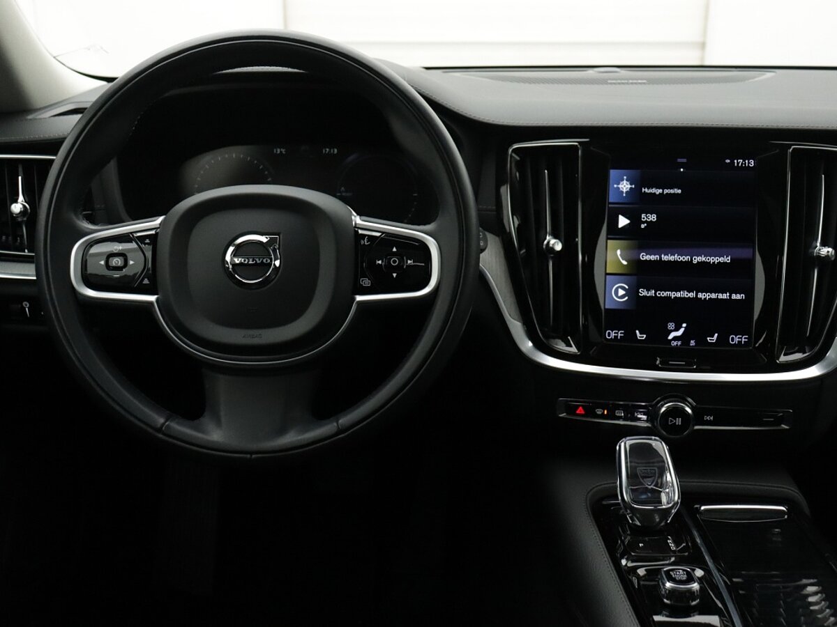 43413043 volvo v60 2 0 t6 awd recharge inscription 360ao camera panoramadak he 7 02