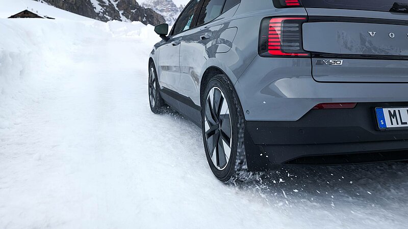 JPG Small 16x9 STARK1031948 Mudflaps EX30