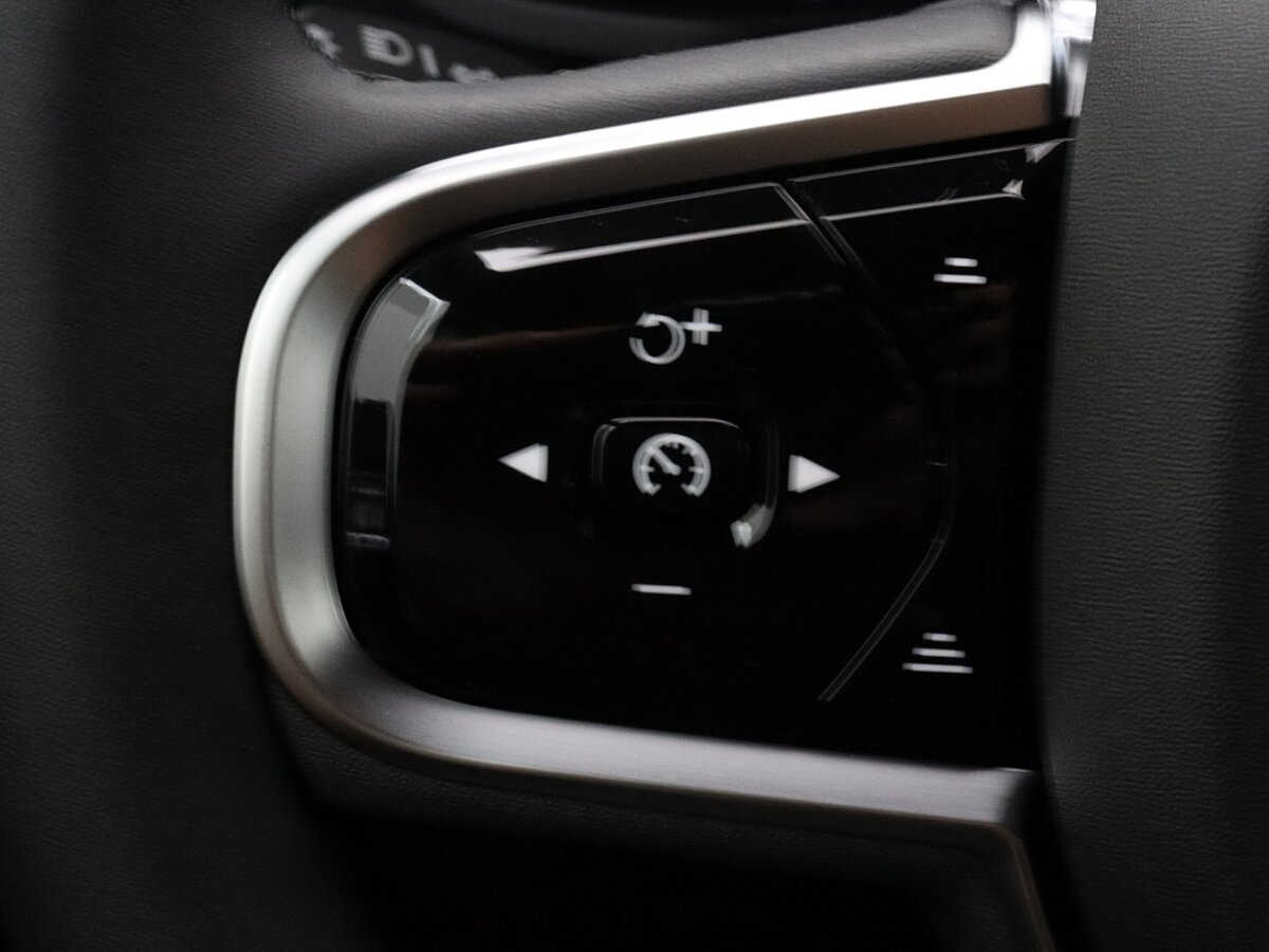 42455185 volvo v60 2 0 t6 awd ultimate dark panoramadak rondomzicht camera 19 4c1cc6