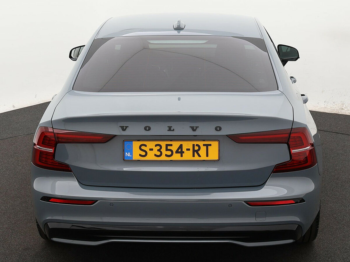 34316478 volvo s60 2 0 b3 plus dark sportstoelen parkeercamera achter 9 11