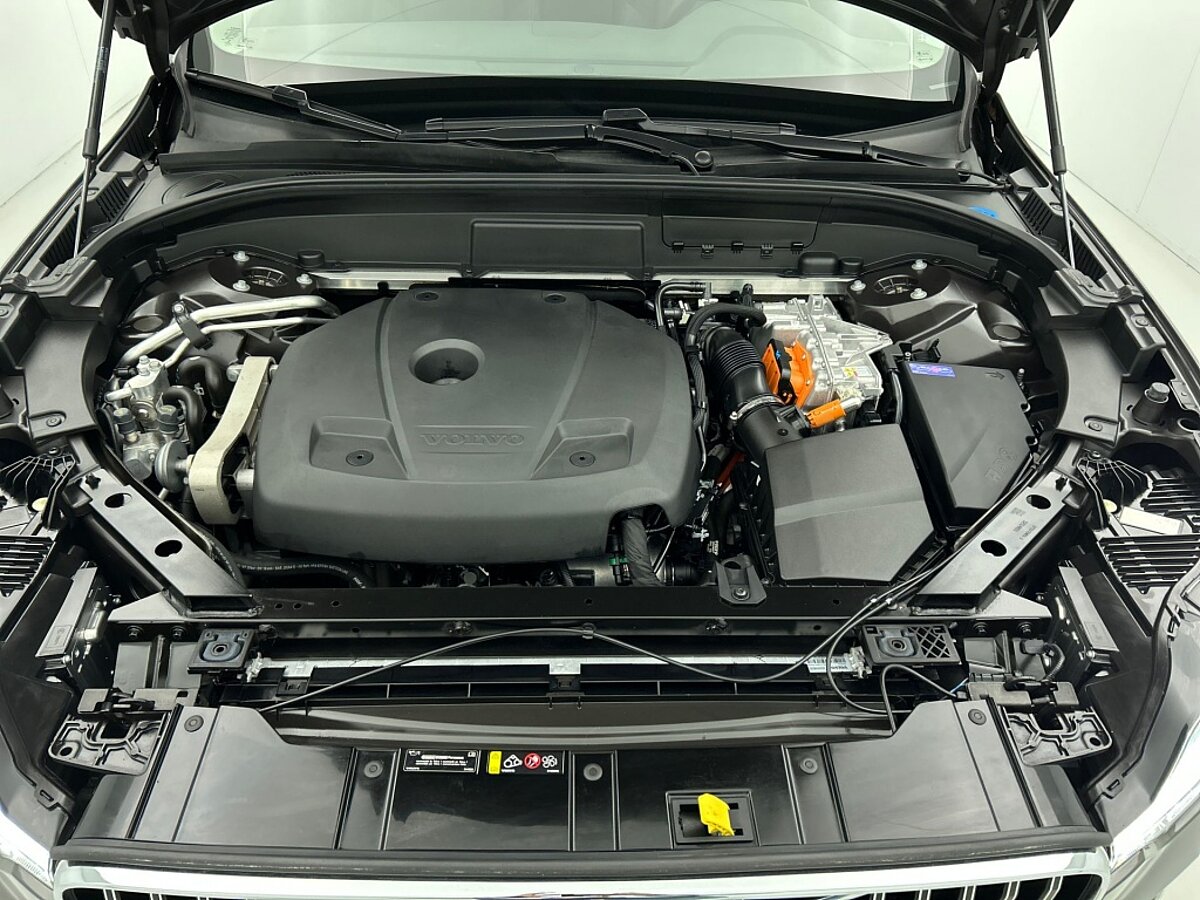 48455626 volvo xc60 2 0 t6 bright pano long range memory seats climate pack 76a19f