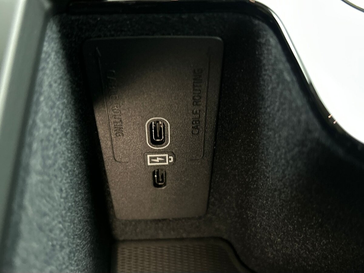 49431430 volvo xc60 plus dark plug in hybrid awd 20 lm velgen onyx black demon 98