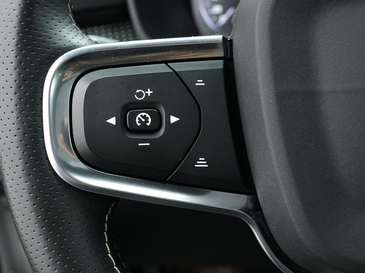 34254965 volvo xc40 1 5 t3 r design panorama dak lichtmetalen velgen memory se a08d1c