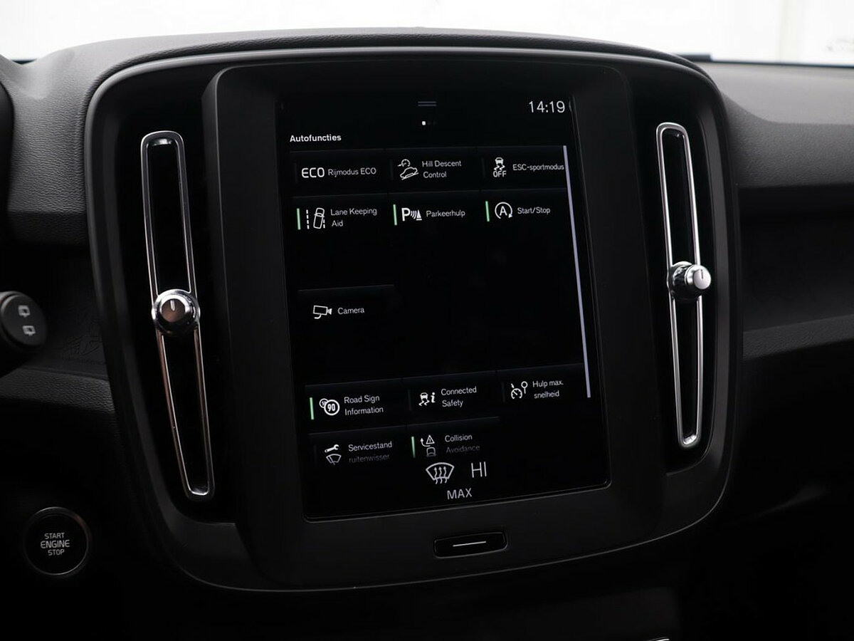 34674506 volvo xc40 1 5 t2 automaat r design look 0269d0