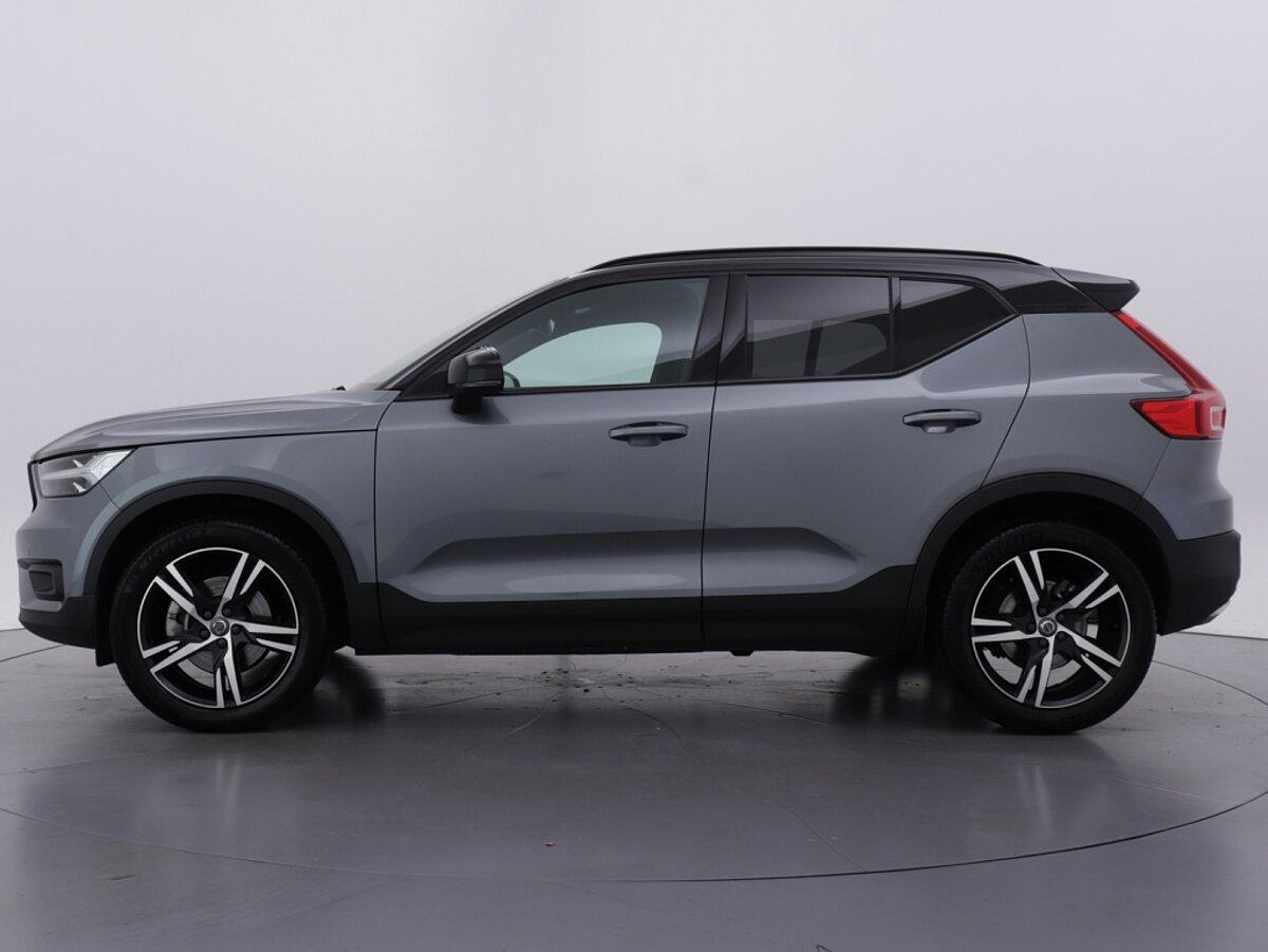 35475620 volvo xc40 2 0 t4 r design 9 07