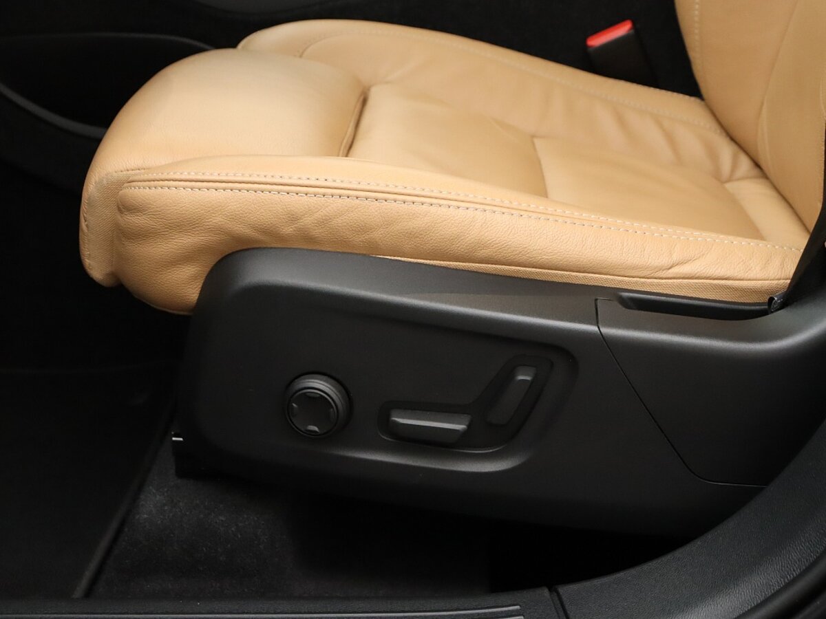 35487775 volvo xc40 1 5 t5 phev inscription panomama dak harman kardon leder 9ca42a