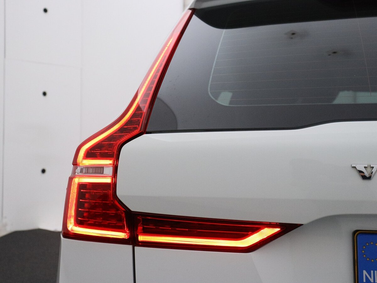 42393691 volvo xc60 2 0 t5 momentum pro polestar engineered harman kardon b49a89