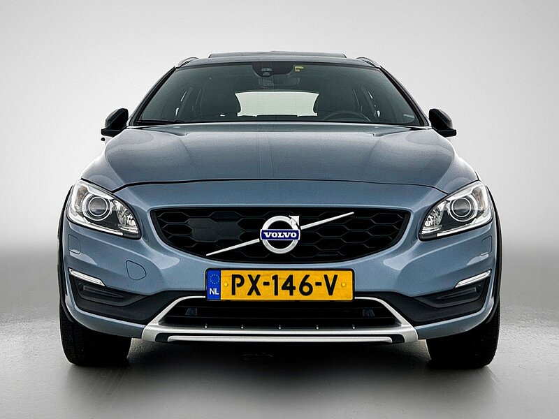 45716267 volvo v60 cross country 2 0 t5 polar 6 03