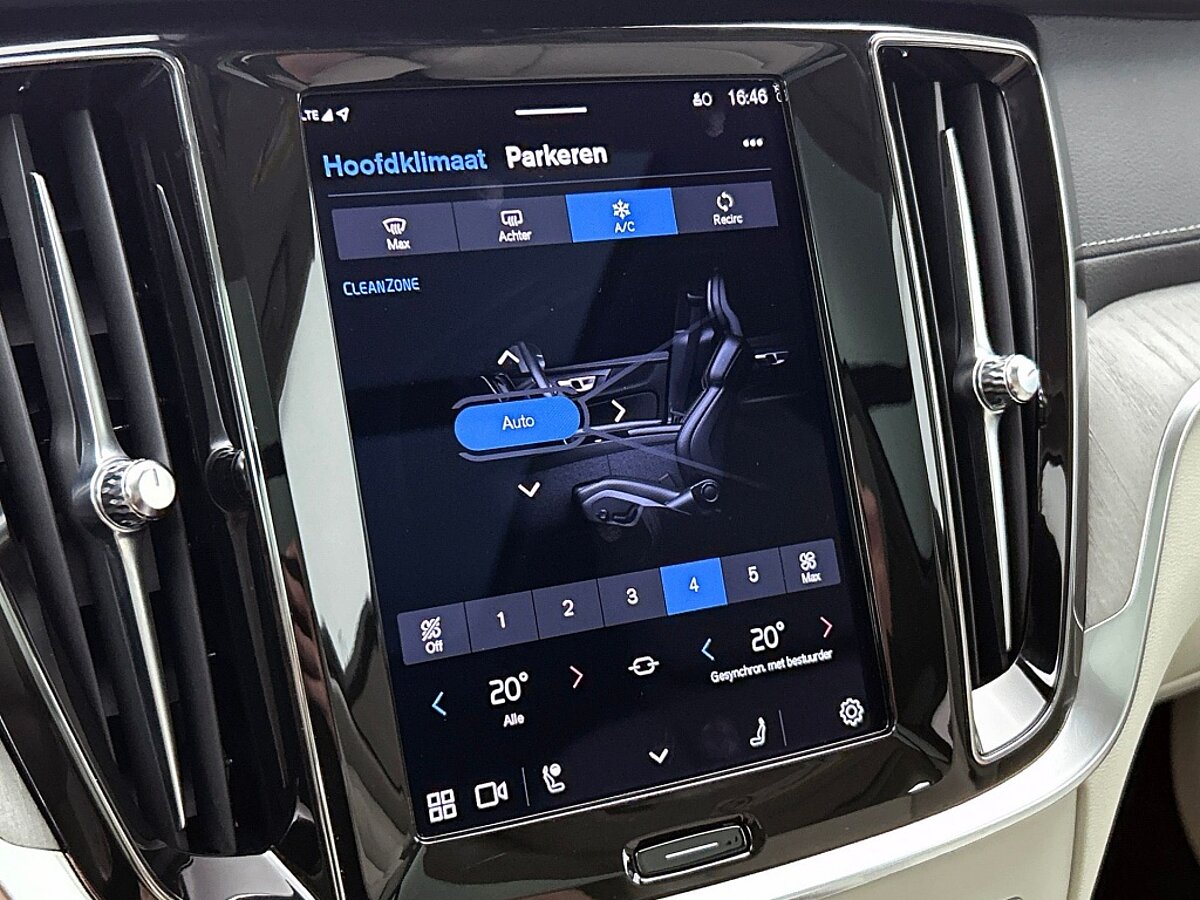 45912620 volvo v60 2 0 t6 awd ultimate bright 360a camera trekhaak panoramada b05010