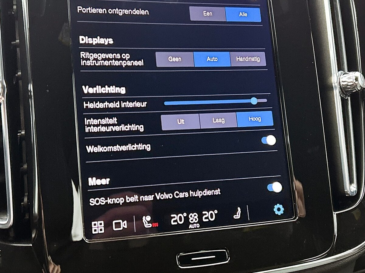 47544285 volvo xc40 2 0 b4 dark trekhaak blis memory seats h k 97