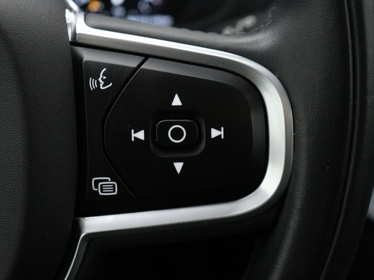 42147216 volvo xc60 2 0 b5 momentum exclusive 360 camera h k panorama dak 31