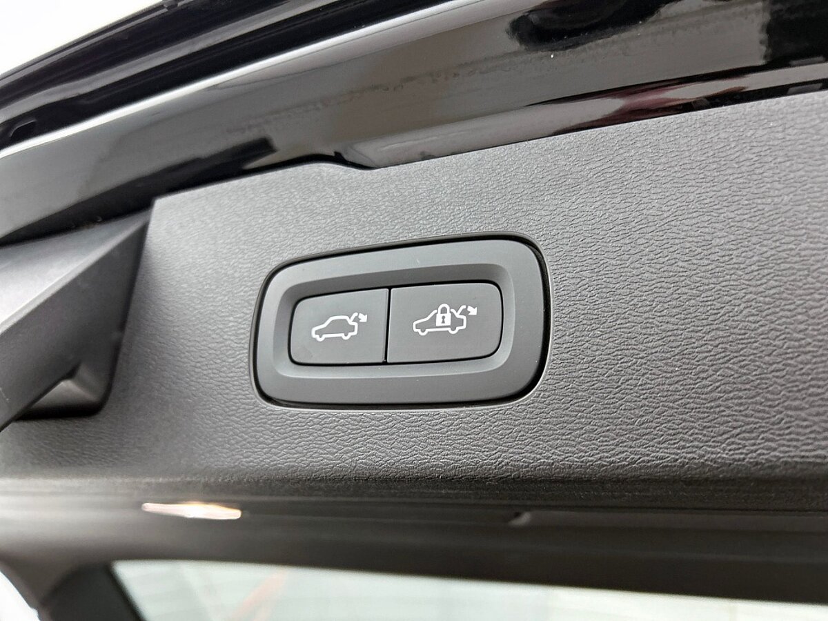47156578 volvo v60 2 0 t6 r design pano 360 cam pilot assist trekhaak spo c2d94e