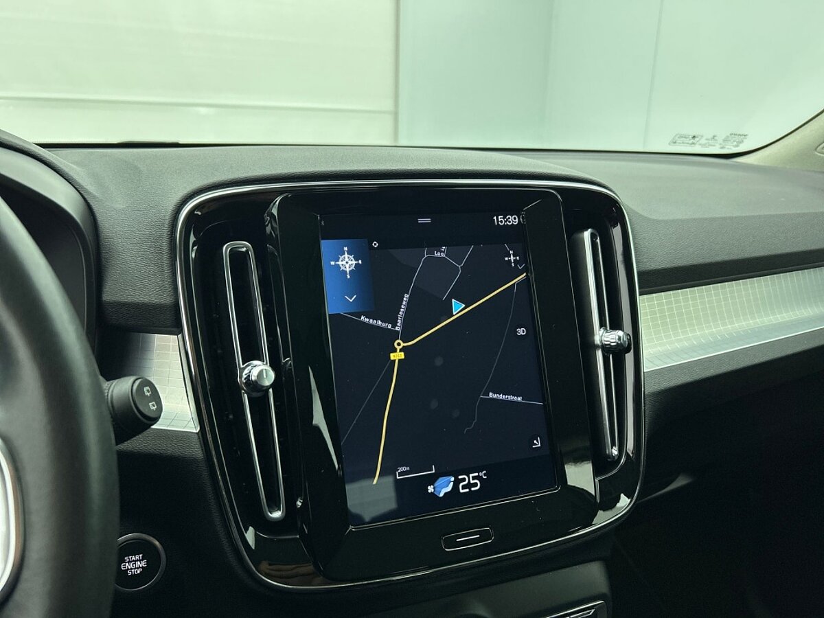 48792440 volvo xc40 t3 momentum pro camera elektrische klep styling kit 73