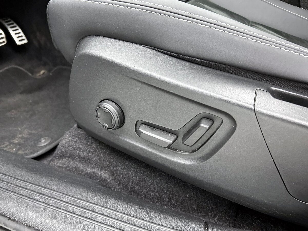 49377121 volvo xc40 twin pro 91 soh pano 360 h k memory seats warmtepo 52