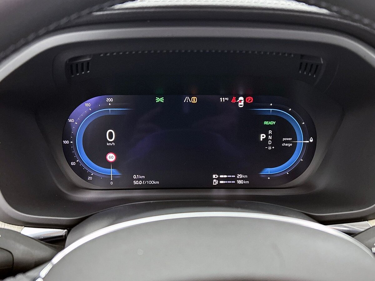 49419930 volvo xc60 t8 bright pano 20 inch long range 360 pilot assist 42