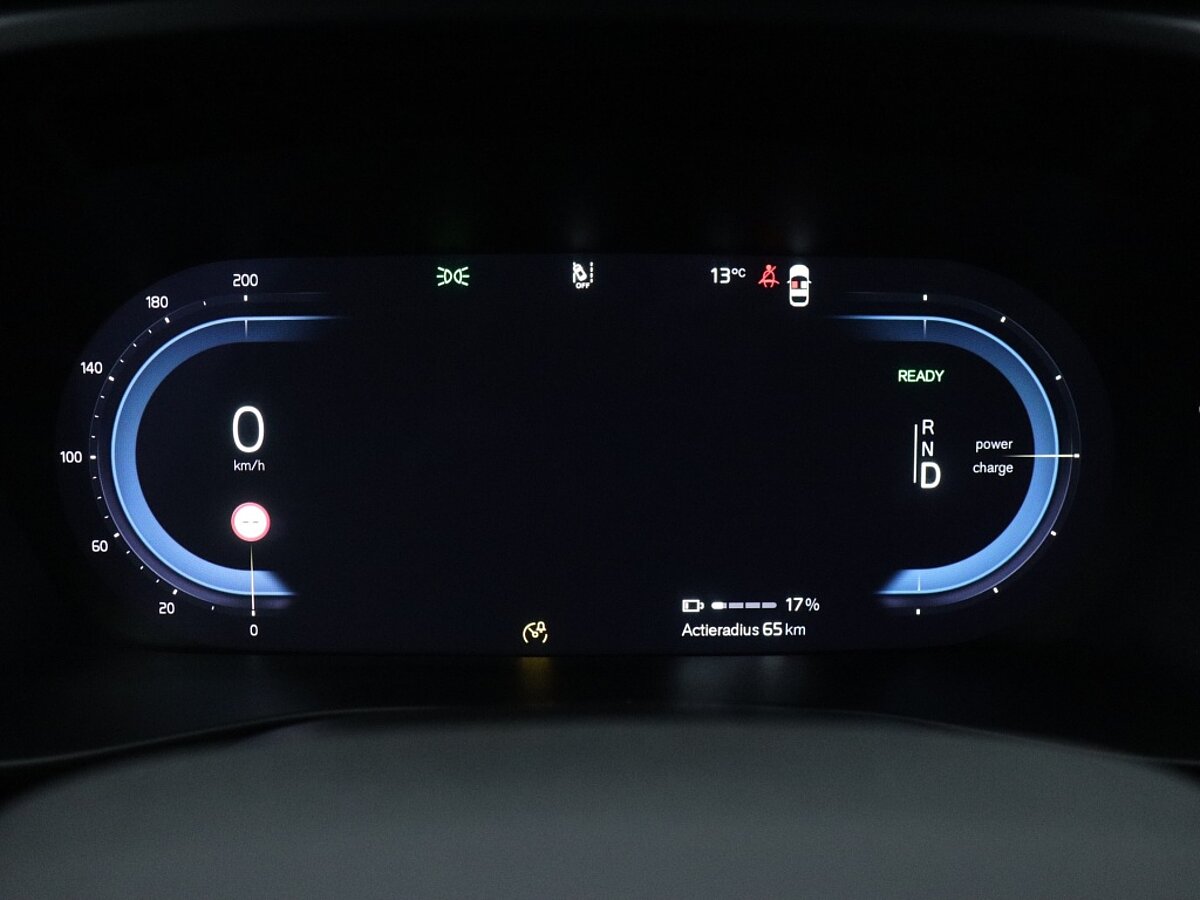 45753106 volvo c40 extended plus 82 kwh adaptive cruise trekhaak getint glas 22