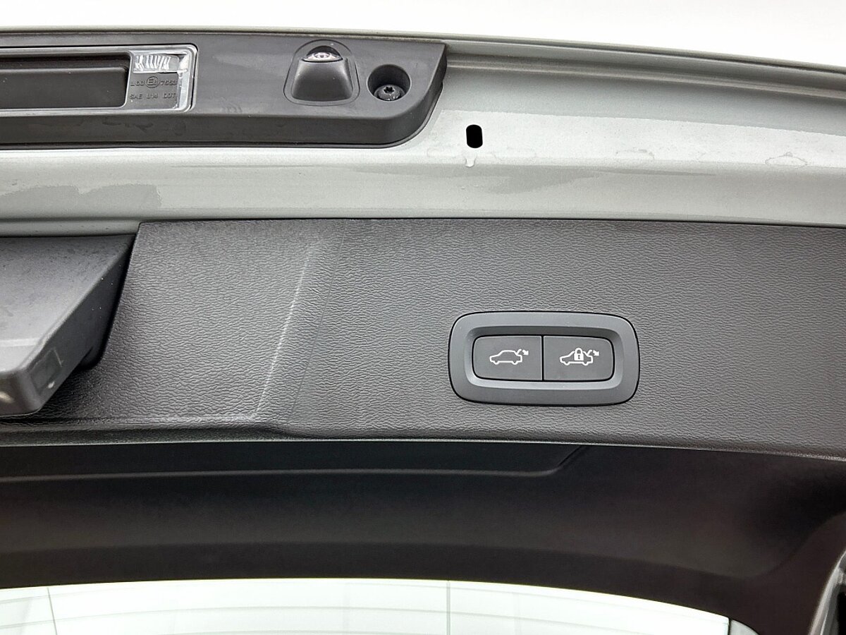 47908784 volvo xc40 extended plus 82 kwh trekhaak camera 19 lichtmetalen vel 34
