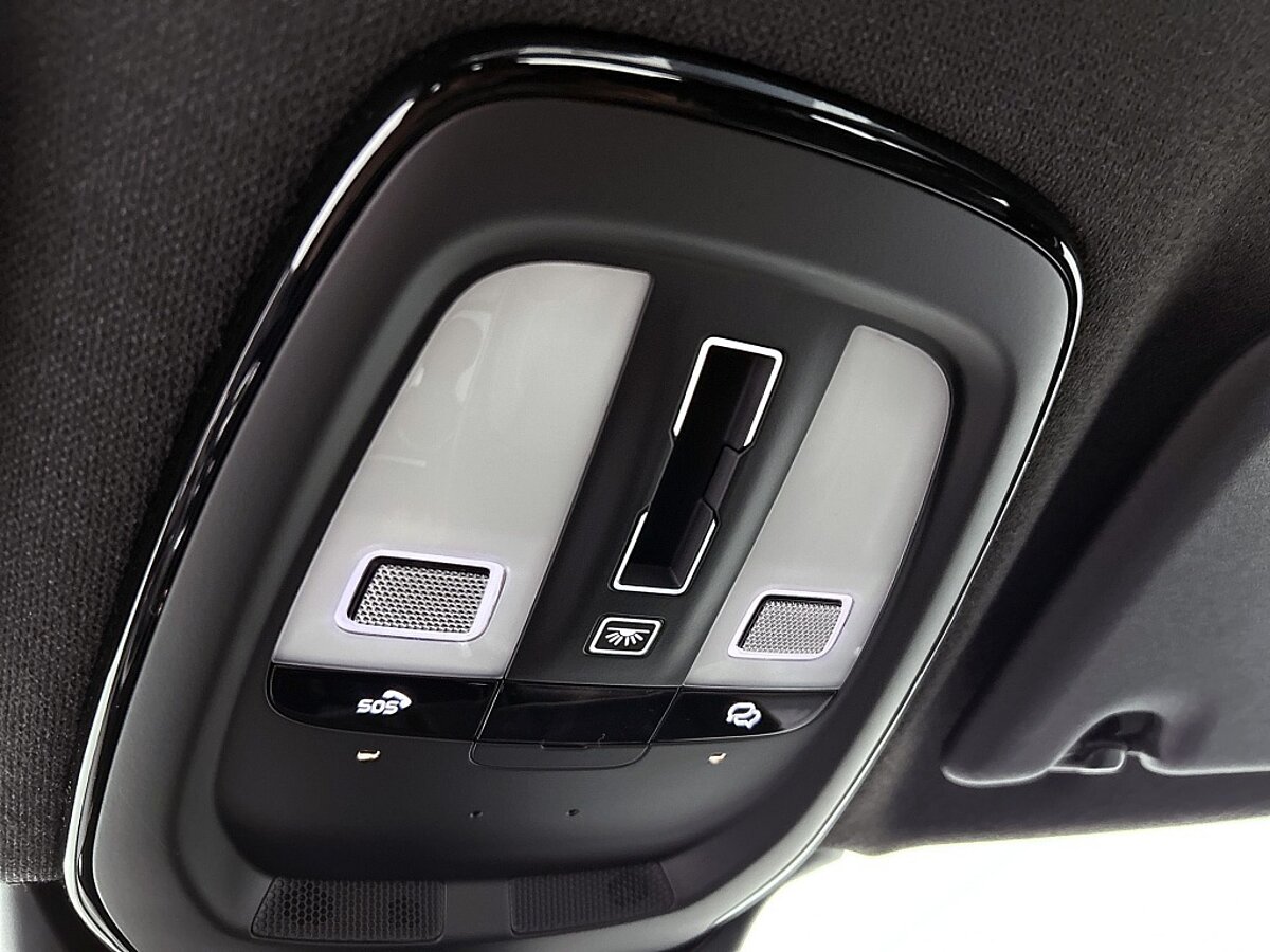 46742271 volvo xc40 extended range ultimate 82 kwh 20inch velgen panoramadak 37