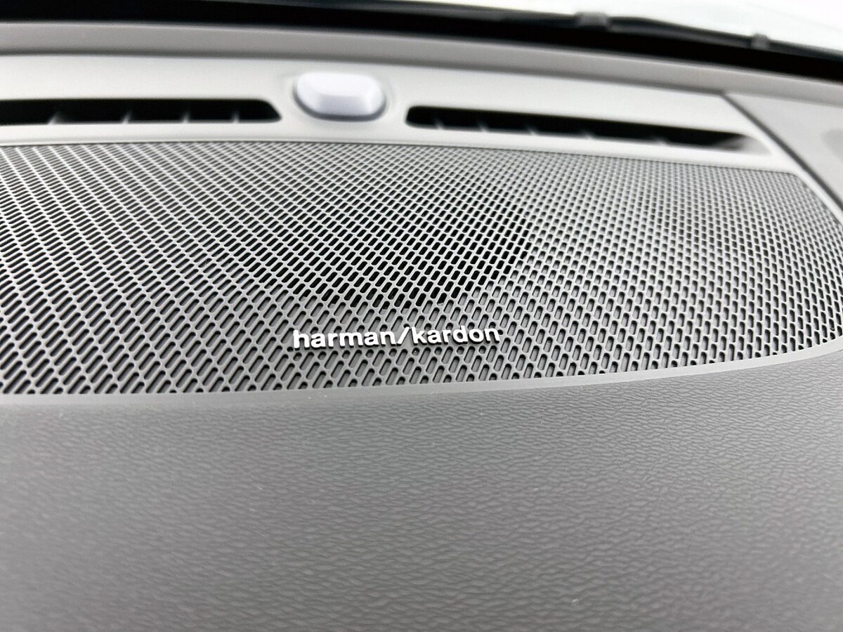 46844168 volvo xc40 2 0 b4 plus black edition abc195