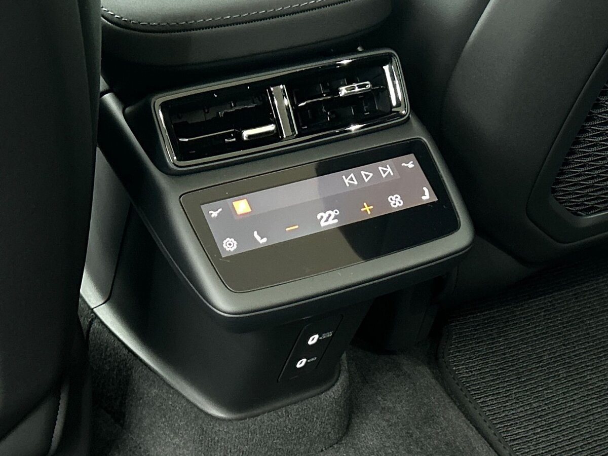 47836326 polestar 4 lrdm 100 kwh plus nappa elektrochromatisch dak 02