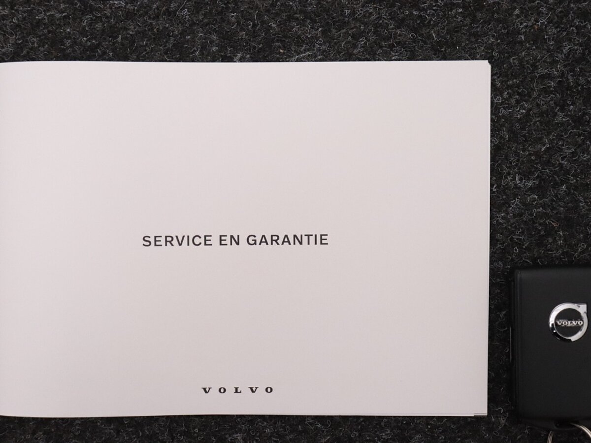 40923694 volvo v60 2 0 b3 essential edition 18 inch wielen trekhaak driver a 37
