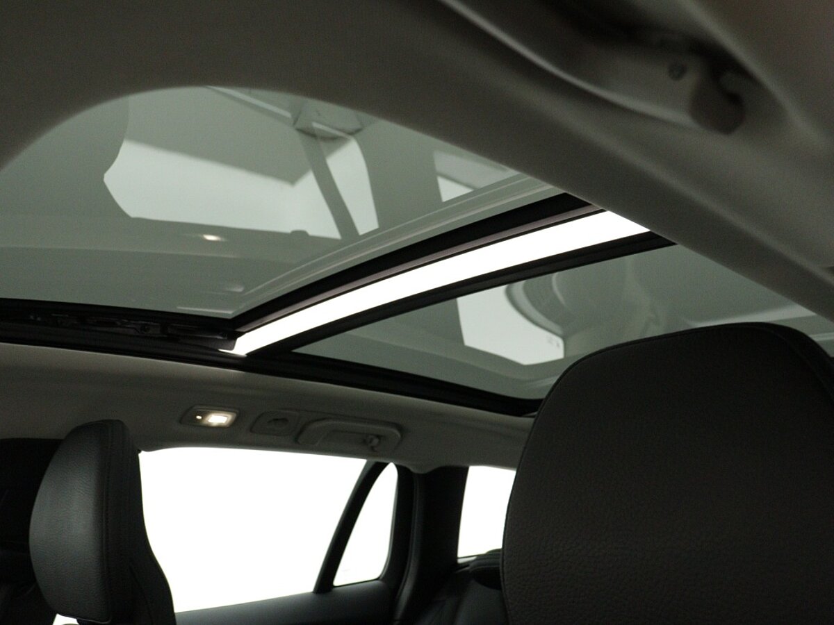 43882075 volvo v60 2 0 b4 plus bright panorama dak leder camera h k fdedbb