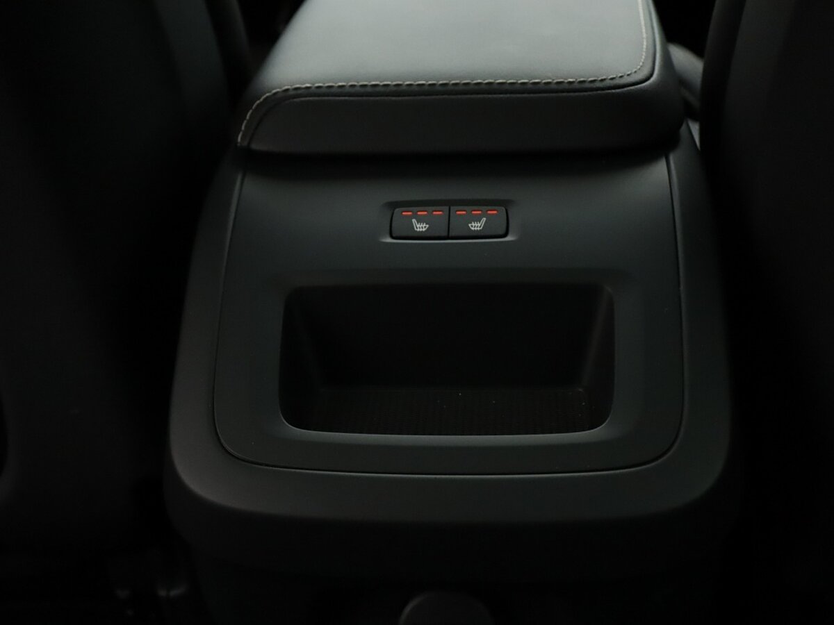 35636972 volvo v60 2 0 b4 plus dark sport interieur 360 camera 97