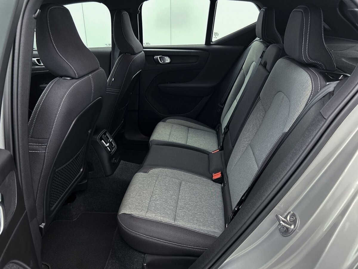 45034513 volvo xc40 1 5 t4 core bright trekhaak park assist climate pack 02