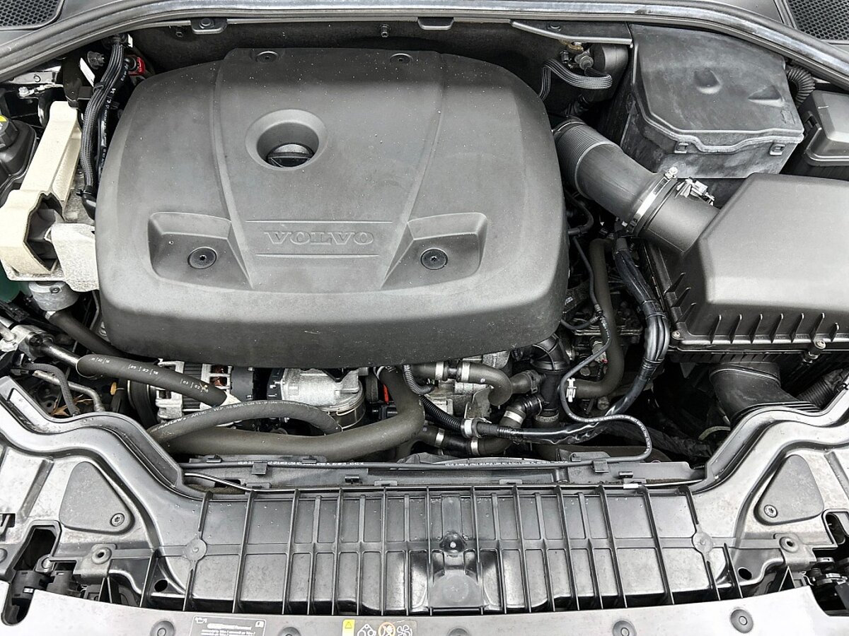 49484330 volvo v60 2 0 t3 nordic lederen bekleding panorama dak stoelverwarm 86