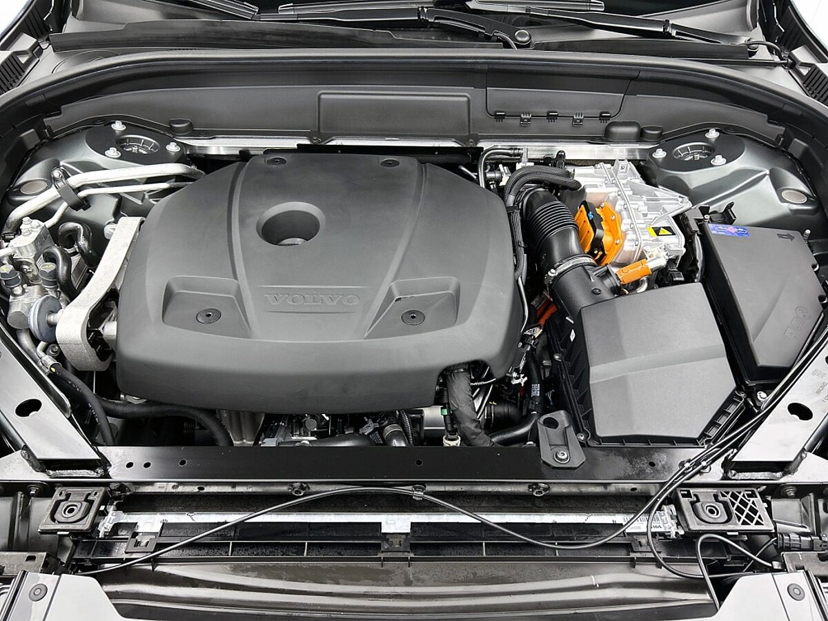 46518073 volvo xc60 xc60 t6 awd essential actie van 66130 voor 60 700 driver a 35