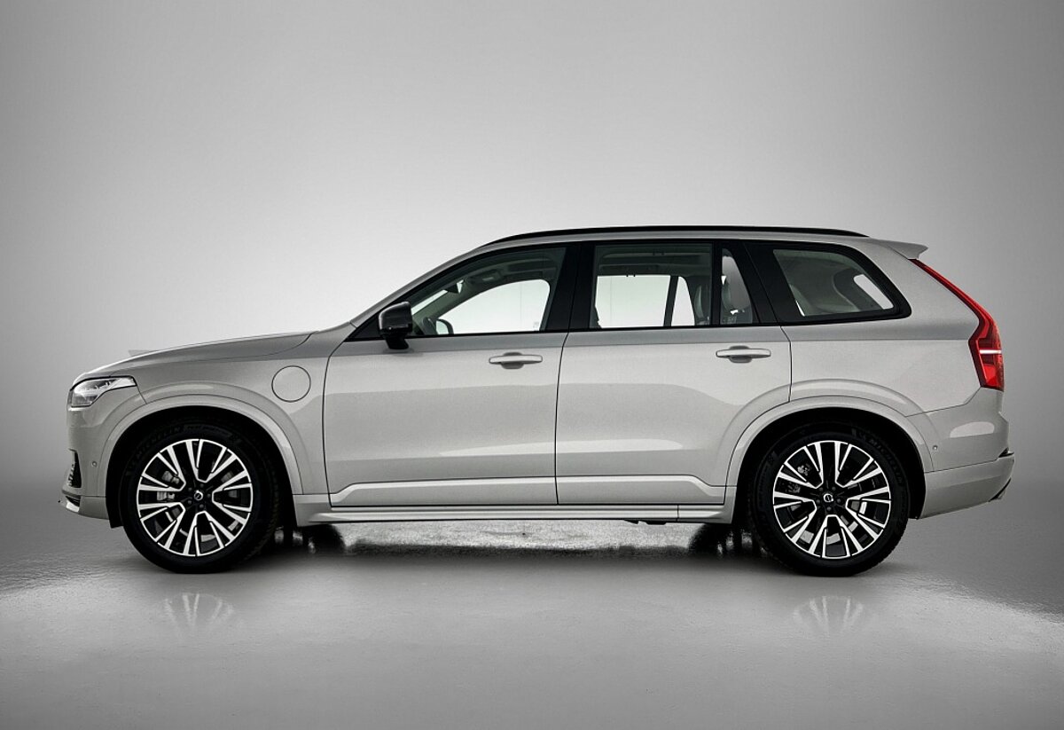 45880368 volvo xc90 2 0 t8 awd ultimate dark 2 02