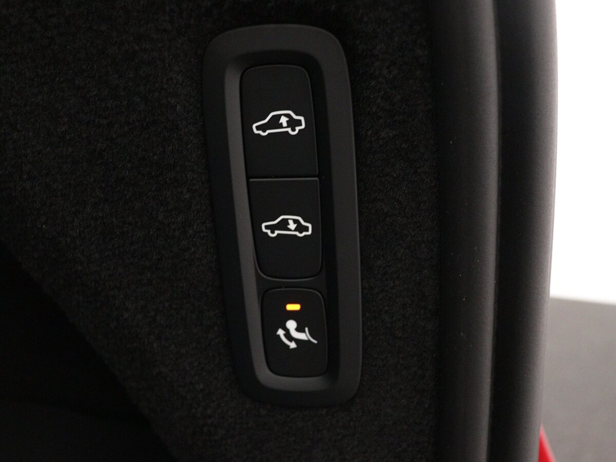 47460255 volvo xc90 2 0 t8 awd ultra dark luchtvering 22 inch lm velgen trekha 57