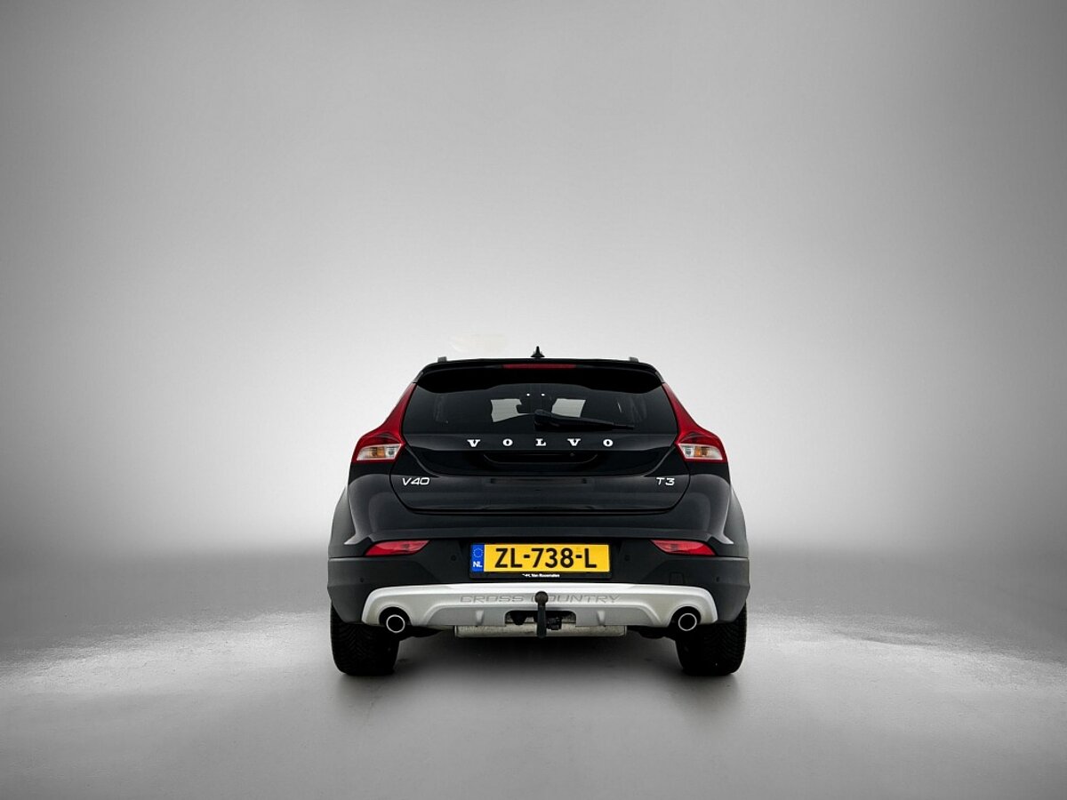 48880865 volvo v40 cross country 1 5 t3 polar luxury panorama dak trekhaak leder 3 01