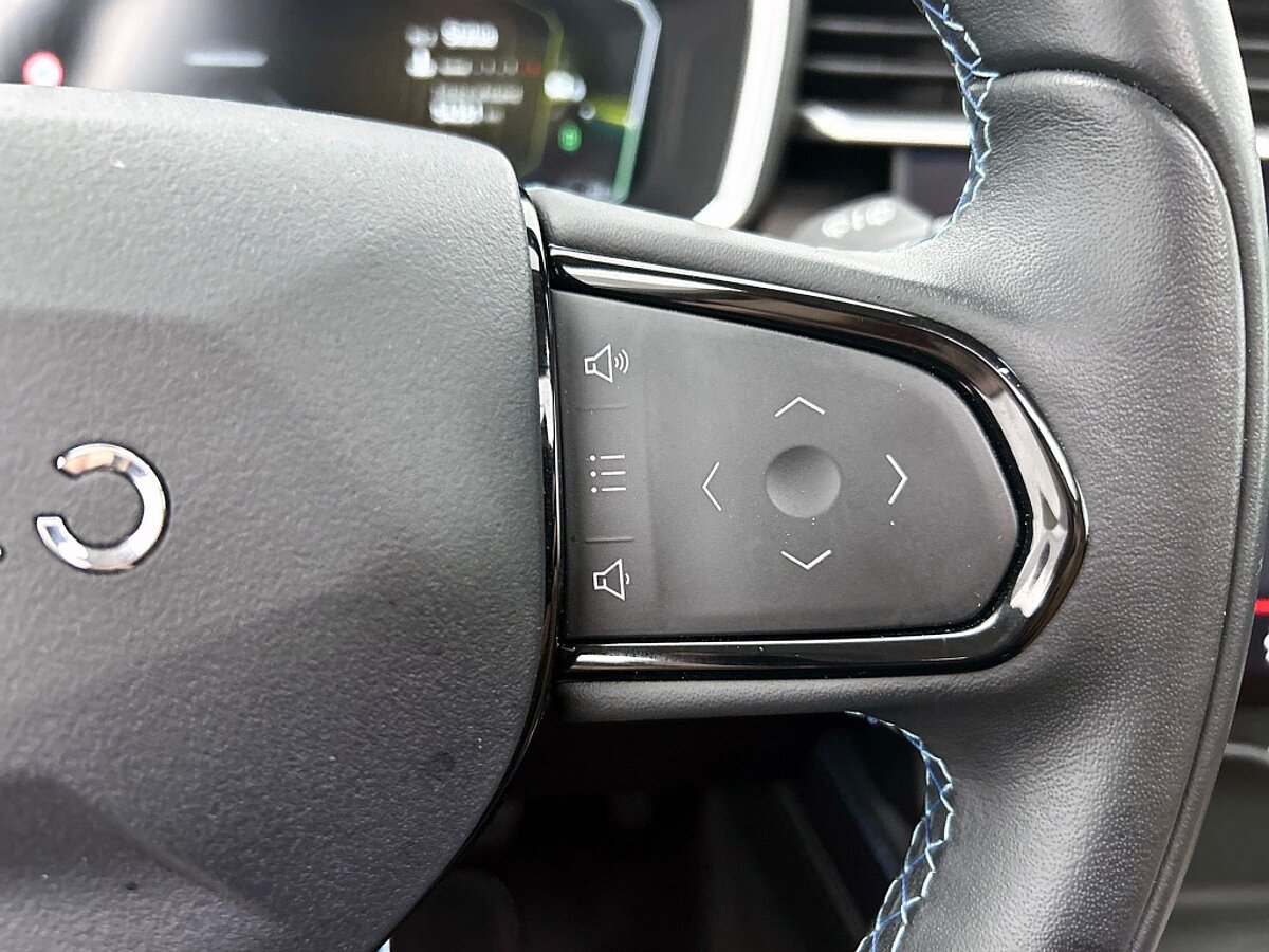 49377669 lynk co 01 1 5 lederen bekleding zwarte velgen 12 maanden garantie 6 02