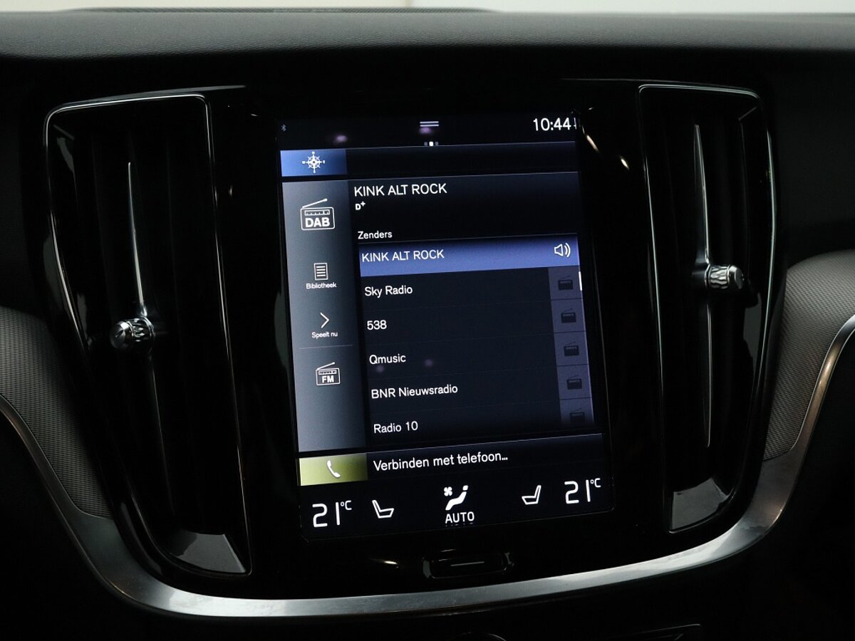 34254989 volvo v60 2 0 t6 awd recharge r design trekhaak fc351f