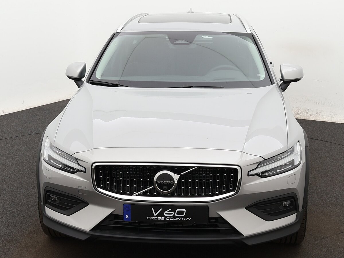 34285528 volvo v60 2 0 b5 cross country awd ultimate panorama dak 360 graden ca 8 02