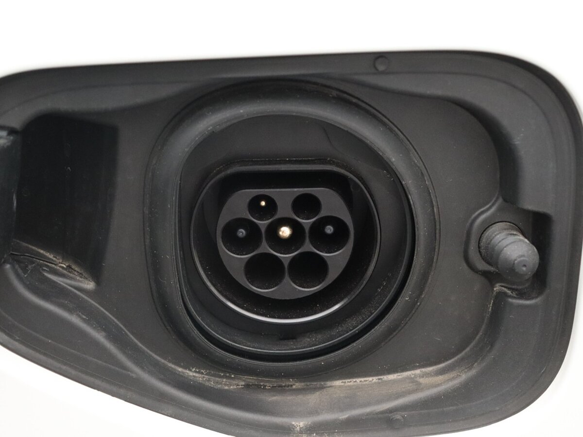 34949684 volvo xc40 1 5 t4 recharge ultimate ccb4f6