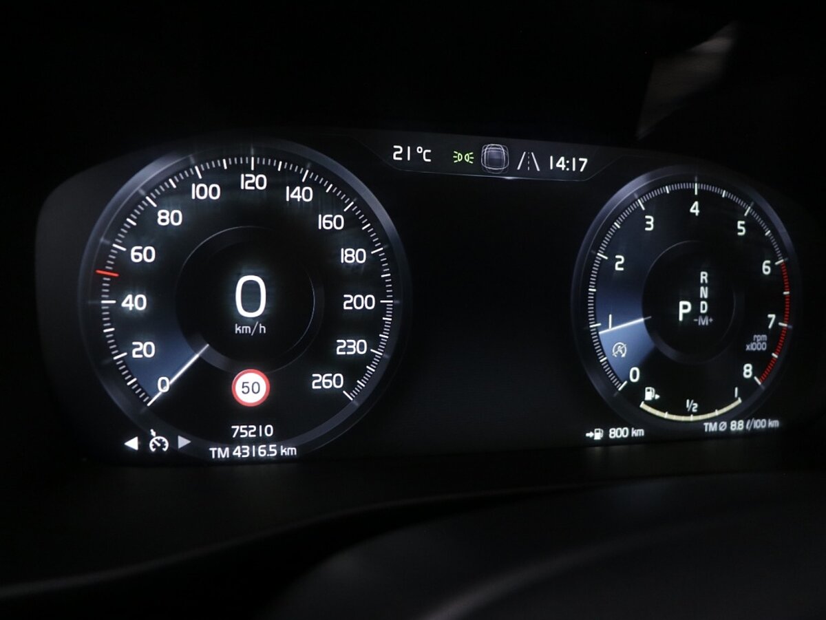 35475620 volvo xc40 2 0 t4 r design 8d43e0