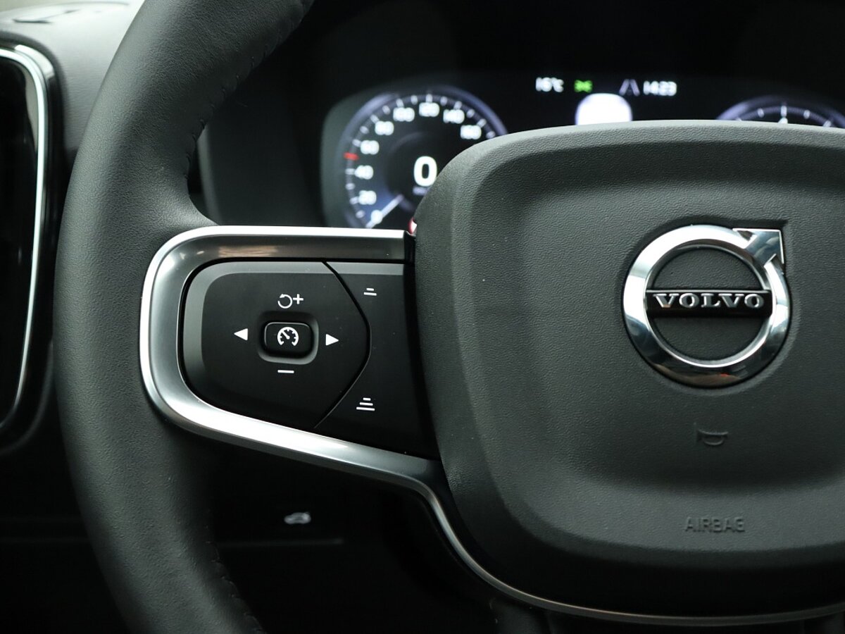35952895 volvo xc40 t3 geartronic business pro adaptive cruise camera blis 06