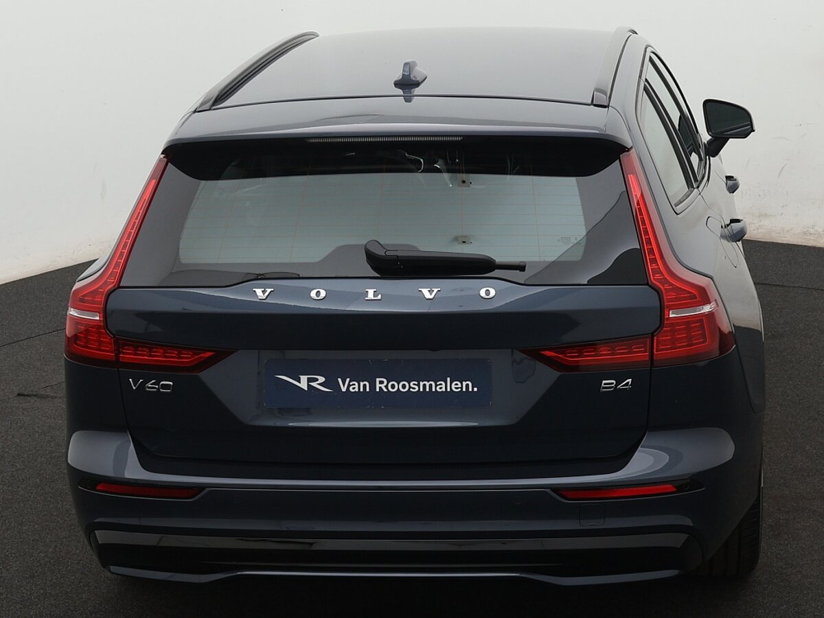 40173625 volvo v60 v60 b4 plus dark harman kardon audio nieuw uit voorraad 9 14