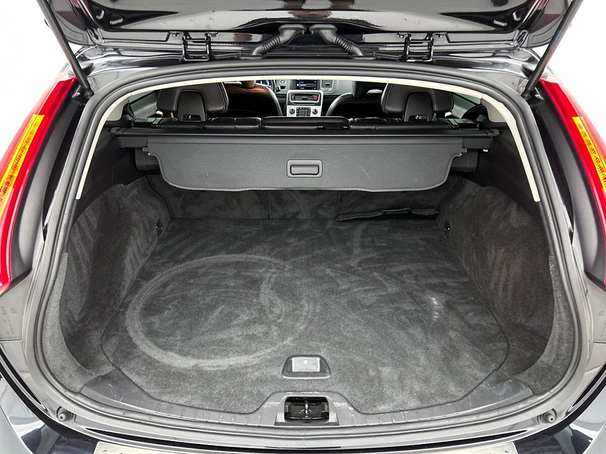 46502447 volvo v60 1 6 t4 r design panorama dak trekhaak memory seats 42