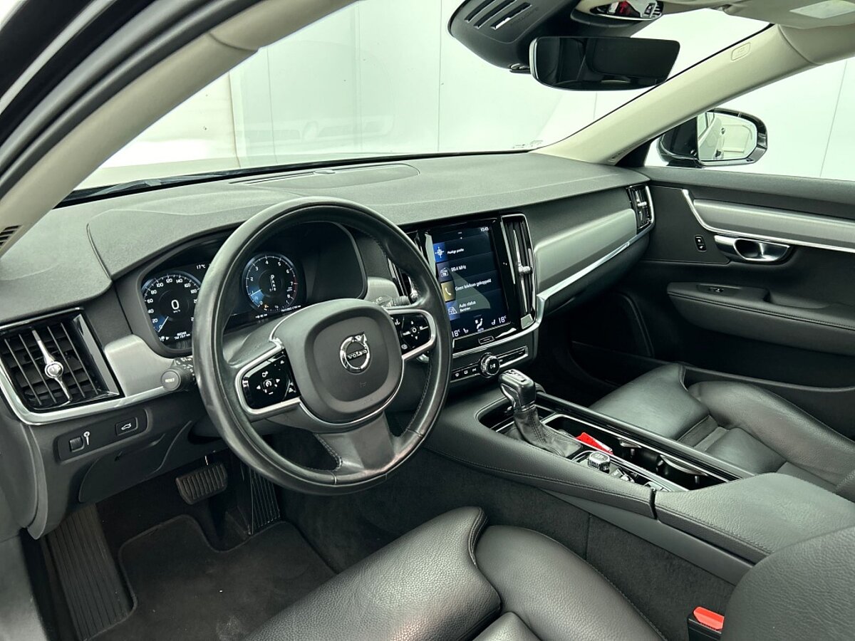 47298708 volvo v90 t4 momentum leder adaptive cruise 59