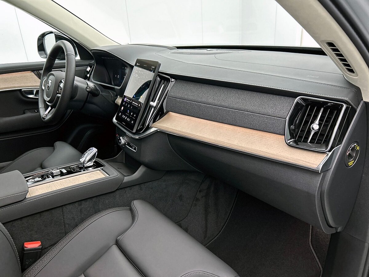 47542004 volvo xc90 xc90 t8 awd ultra dark luchtvering trekhaak 38