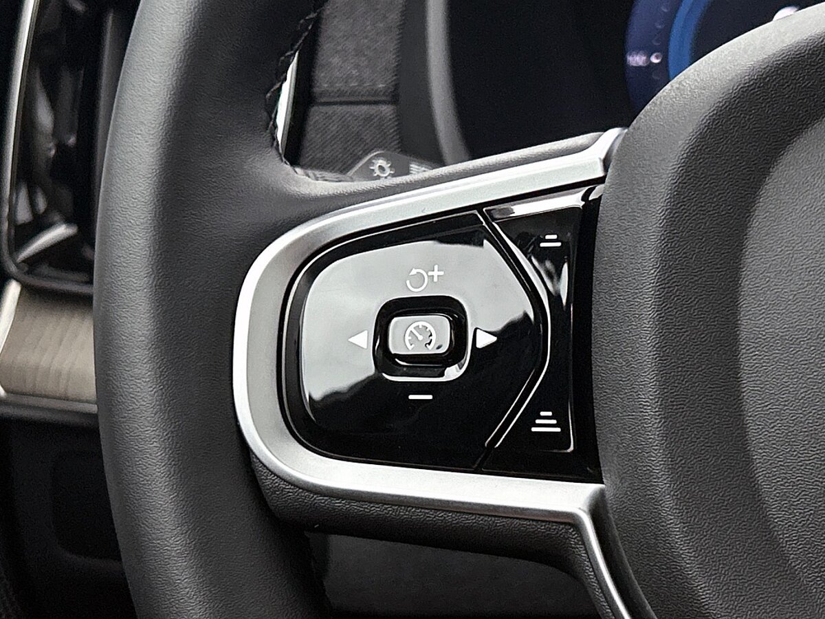 49651630 volvo xc90 2 0 t8 awd ultra dark luchtvering trekhaak bowers wilkin 7 02